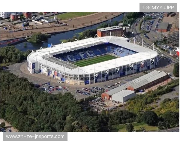 英超各球队的主场：足球场馆的影响力与发展